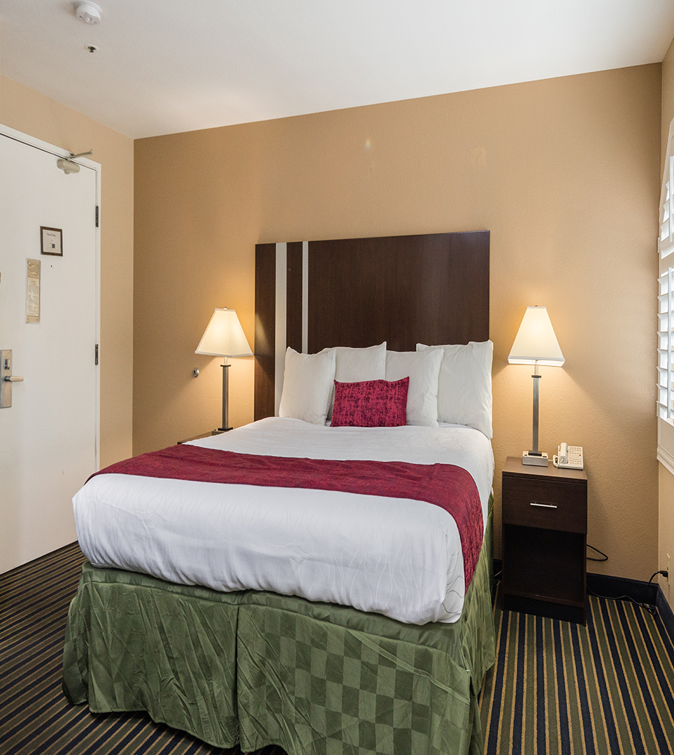 LOOK THROUGH OUR PHOTO GALLERY AND GET TO KNOW OUR SUNNYVALE, CA HOTEL